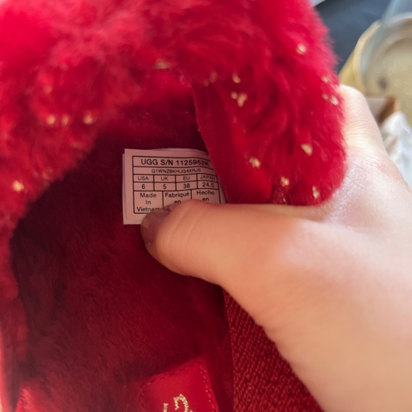 UGG Fluff Yeah Slingback Slippers Slides Red and Gold Glitter - Picture 10 of 10
